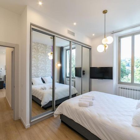 Ventimiglia City Center With Sea View Вентимилья Экстерьер фото