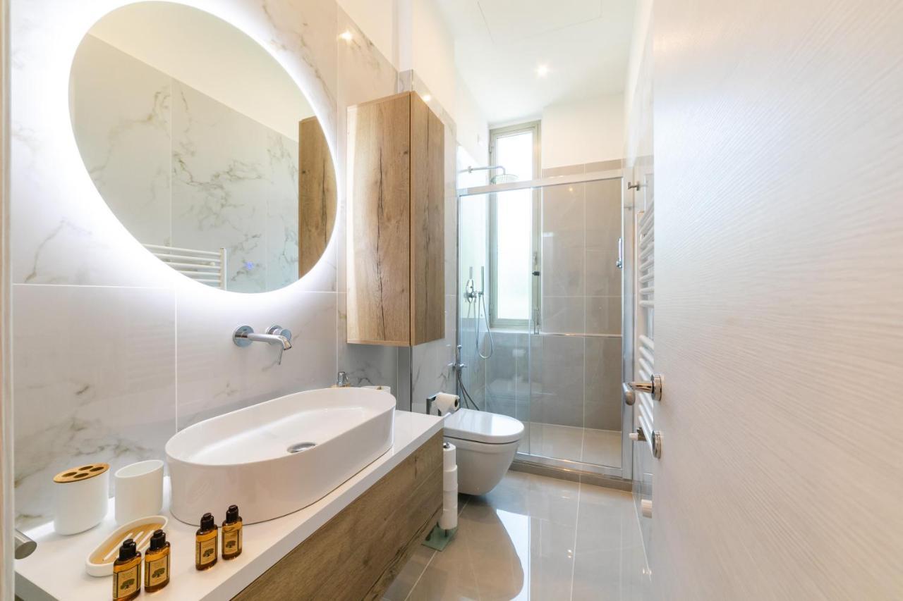 Ventimiglia City Center With Sea View Вентимилья Экстерьер фото