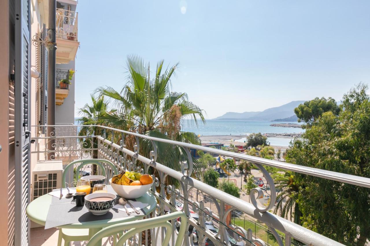 Ventimiglia City Center With Sea View Вентимилья Экстерьер фото