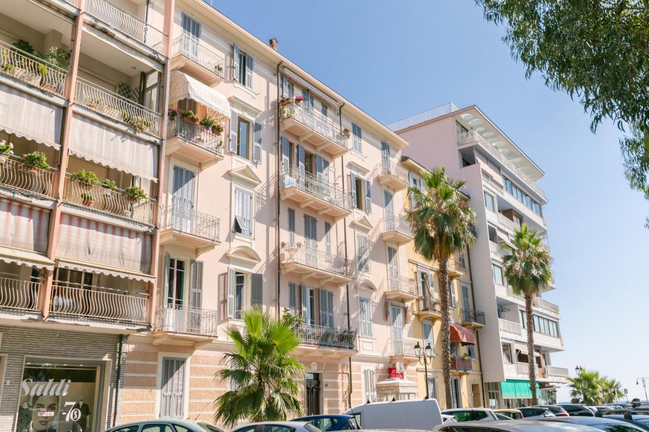 Ventimiglia City Center With Sea View Вентимилья Экстерьер фото